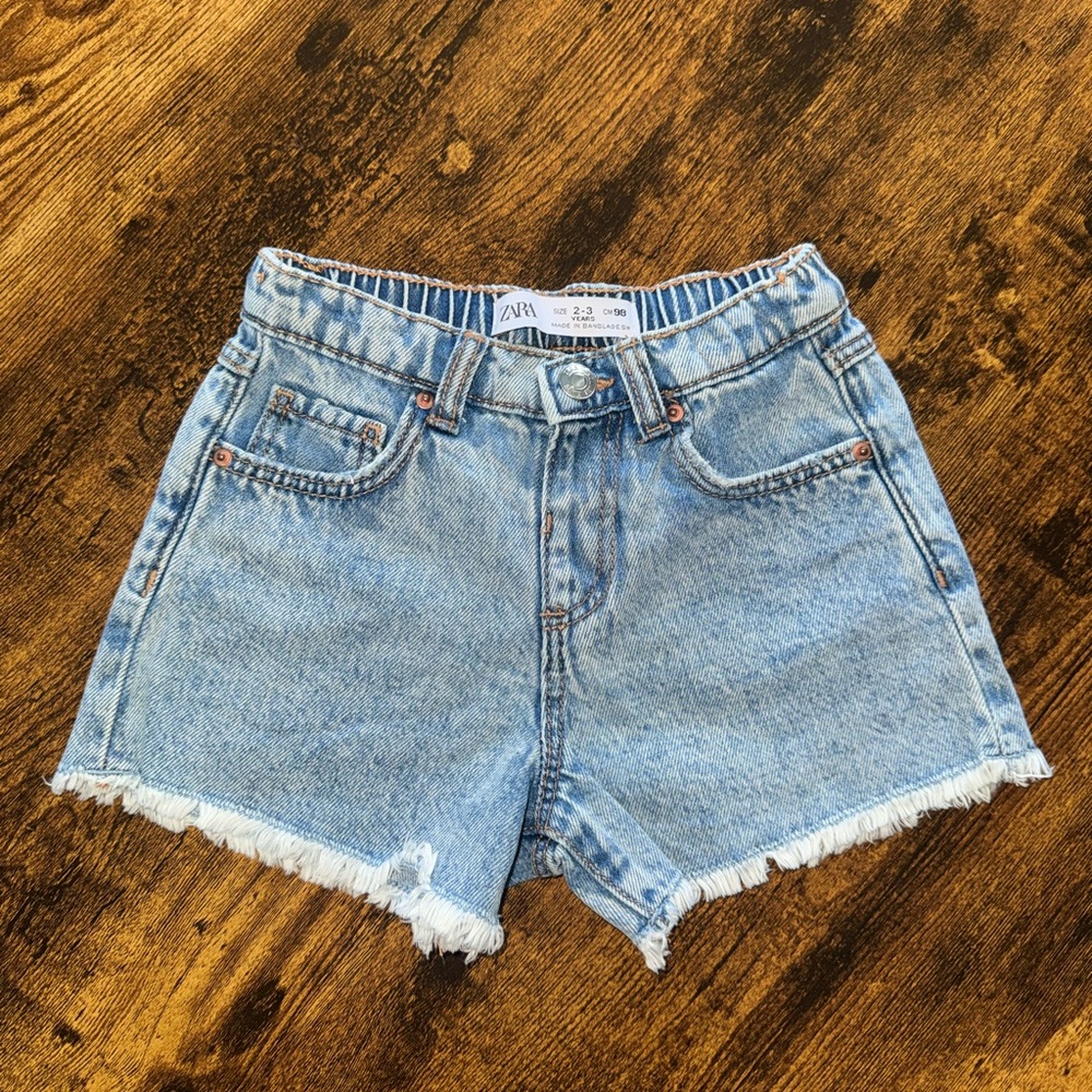 Zara Light Blue Denim Frayed Hem Shorts